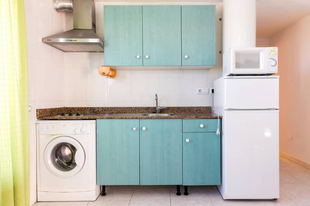 Tranquilo Apartamento Con Preciosa Cala En La Puerta Ciutadella (Menorca) Exterior foto